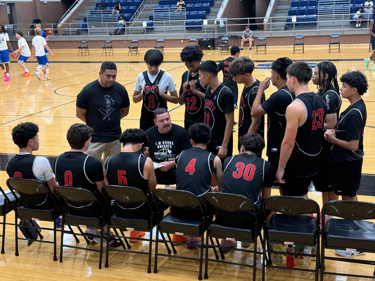 CoachPerez_HHS's tweet photo. Lots of growth this weekend @Tabchoops showcase.  We showed some grit &amp; fight.  Proud of our boys as we represented @YISDAthletics1 &amp; @BoysBballHanks @CBClassic1 @JeffMorse23 @HanksGutierrez @HanksAthletics @Coach_Veliz @mikepadilla21 #SavageMentality #JustUs  #RiseAndConquer https://t.co/xWXO4NQGNj