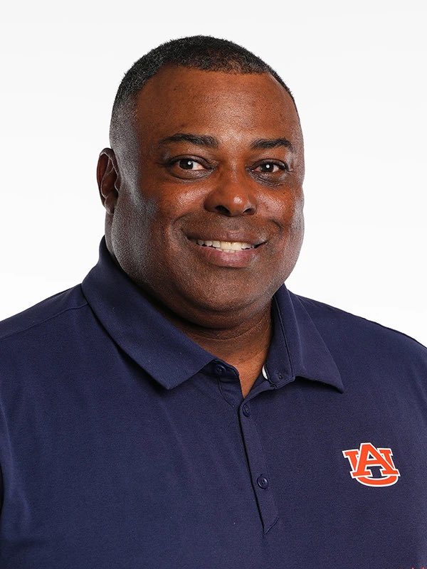 TylerShawSports's tweet photo. Texas A&amp;M has hired Auburn’s Leroy Burrell as its next head Track &amp; Field coach.

Burrell led Auburn to a national runner-up finish in 2024. Before Auburn he spent 23 seasons at Houston. 

He’s coached 19 national champions in his career. https://t.co/dSA2bGguT8