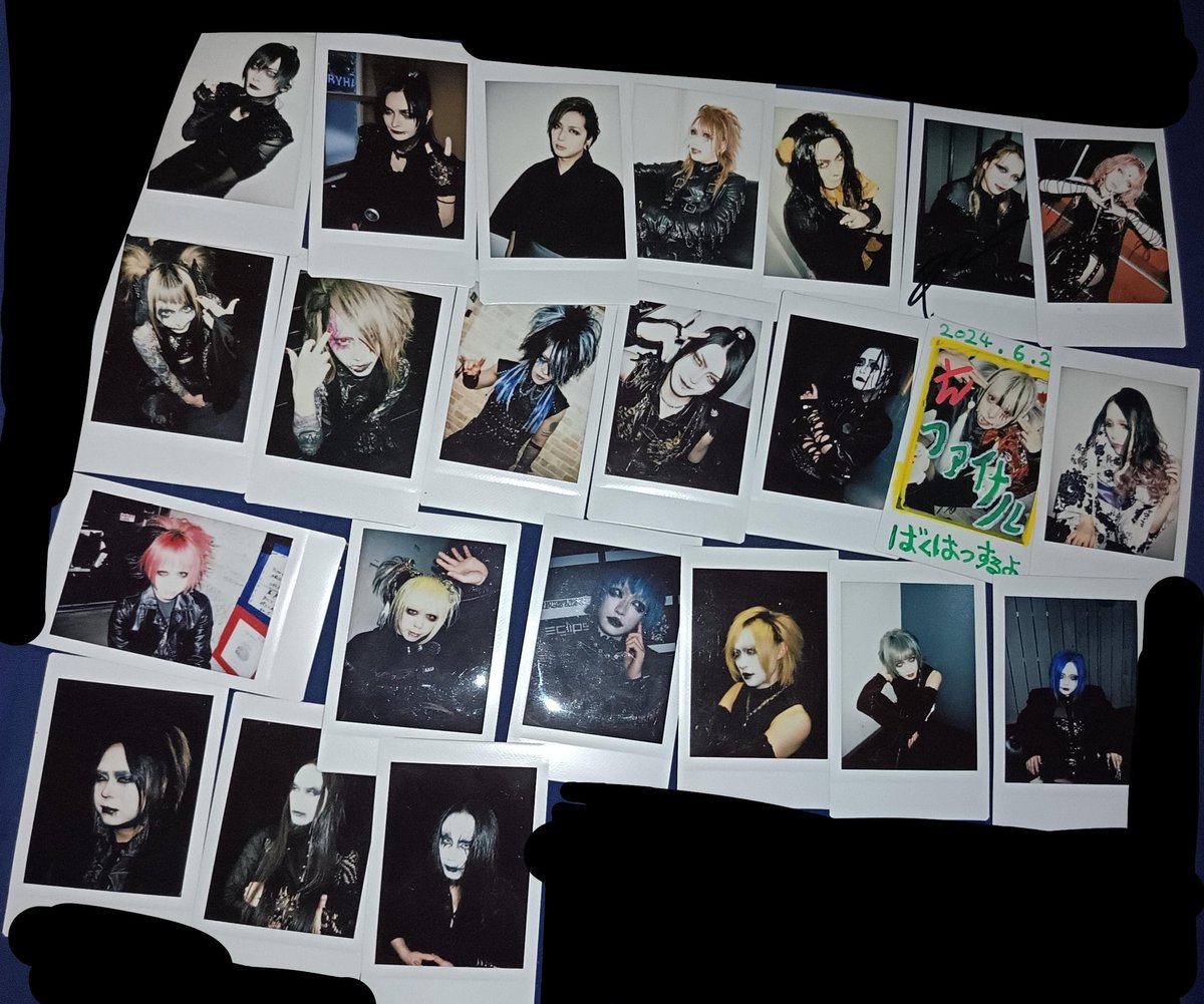 espritacey's tweet photo. I still have all these for trade :) looking for madmans esprit cheki

(Blue Kyuho for Euimong Geon or pslm Kyuho only, Milan 2026 Juho for Helsinki Juho only) https://t.co/YWDGHTgM9U
