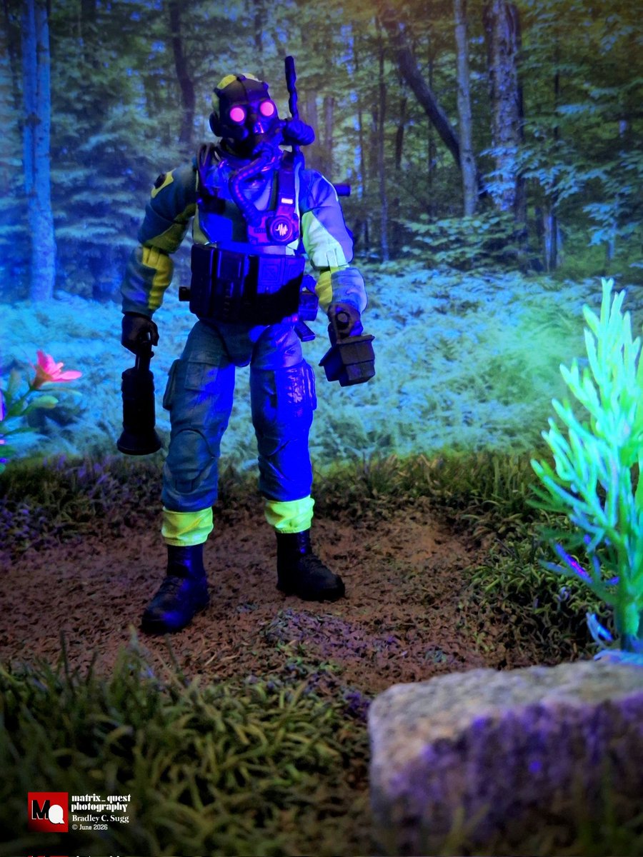 BradleyCSugg's tweet photo. - "There is definitely something 'hot' over this way..."

G.I. Joe Classified's Mole Rat (Stage 2) checks the area for any toxins or radiation.

#GIJoe #GIJoeClassified #MoleRat #MoleRatStage2 #Hasbro #ActionFigures #ActionFigurePhotography #6InchScaleWorld #matrix_quest https://t.co/Vut0yOrVvi