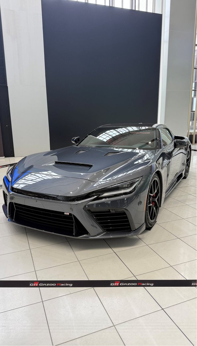 toyotomikikosns's tweet photo. おはトヨ🙌
本日は6月29日(月 )
お休みの日にトヨタ会館に行き、GRGTを見ました🚗🏎️いままで見る機会を逃していたので、やっと近くで見ることができました!いくらで販売されるのか楽しみです…(byアル)🐐
#GRGR
#GRGT3
#トヨタ会館
#企業公式が朝の挨拶を言い合う https://t.co/EHFKaUmu1R