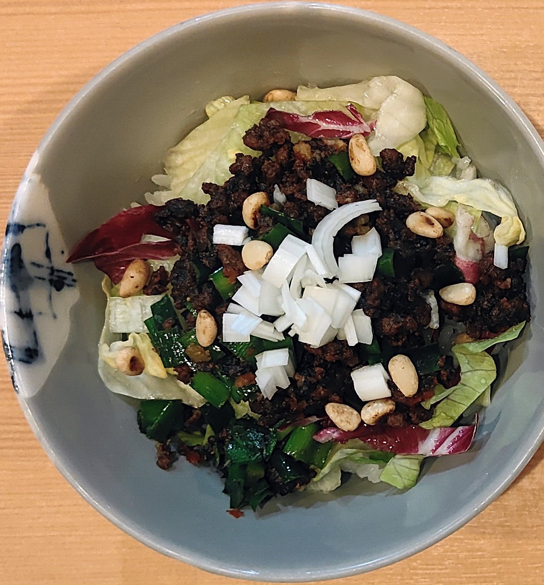 0207starlight's tweet photo. ごはんのお知らせです。本日の季節のごはんは「松の実と挽肉の辛味噌炒めごはん」です。こちらも化学調味料不使用です。どうぞ宜しくお願い致します。 https://t.co/KP6c702nvf