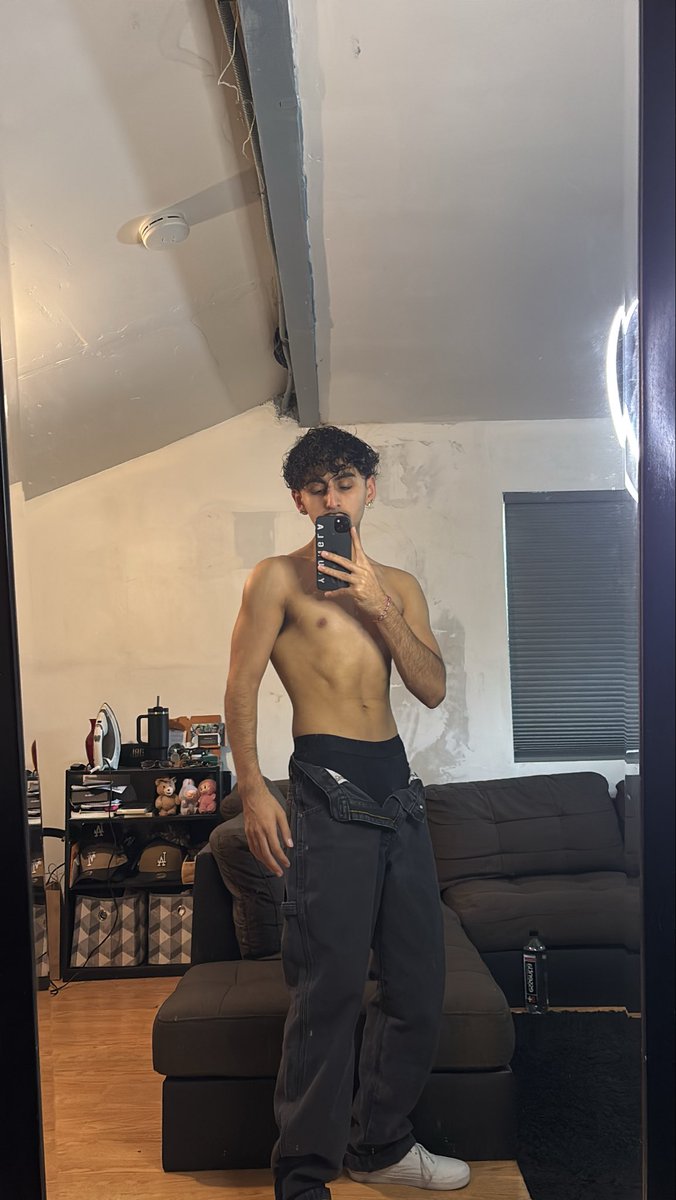 playboiigold's tweet photo. who tryna take off the rest? #latino #chudai #boxers #gay https://t.co/9BjJ2bjKau