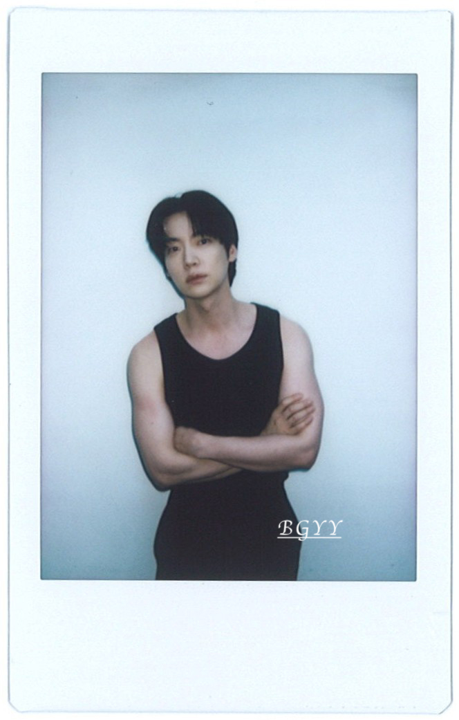 post_it29's tweet photo. 2026 HBD 행운의 폴라로이드🍀 #안재현 https://t.co/HQRA0AWTjn