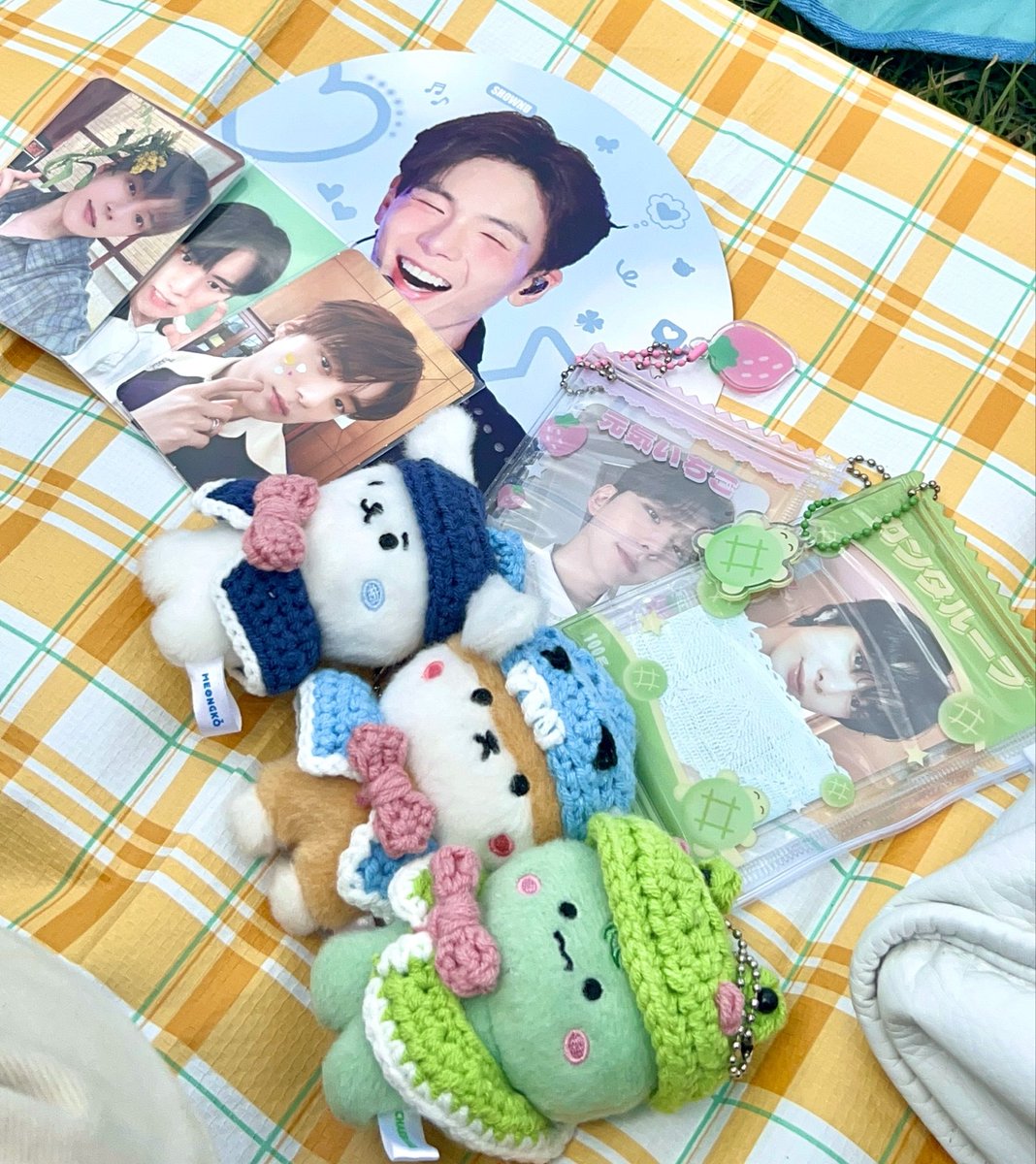 mmoon_ji_'s tweet photo. 파뮤페 뒷북✌️ https://t.co/bXfDXwJFsV
