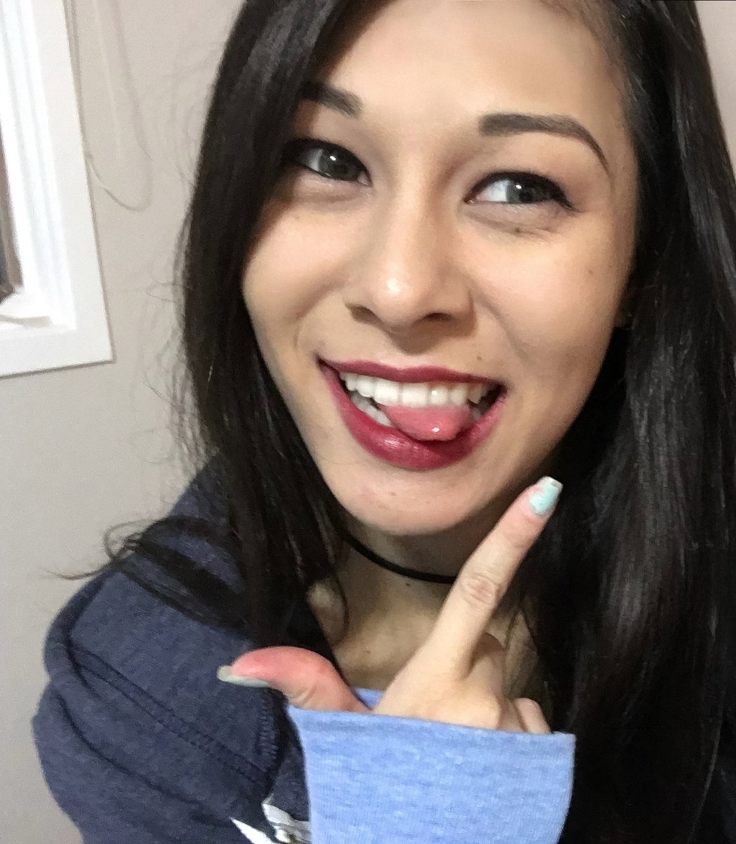 EvilQueenAlanna's tweet photo. Your girlfriend is irrelevant. Stop wasting your time on her and focus on what's important:

Me. https://t.co/d506E8c9Gb