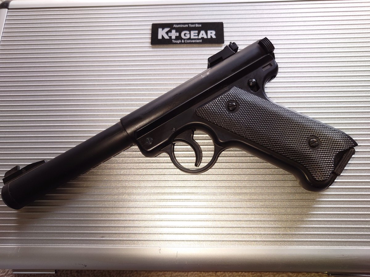 saguru10_'s tweet photo. たぶん、固定スライドのルガー。マルシンでは無かったハズ
電動ハンドガンのUSP

何故、使わないのに購入している…… https://t.co/WkyHbzQ3ur