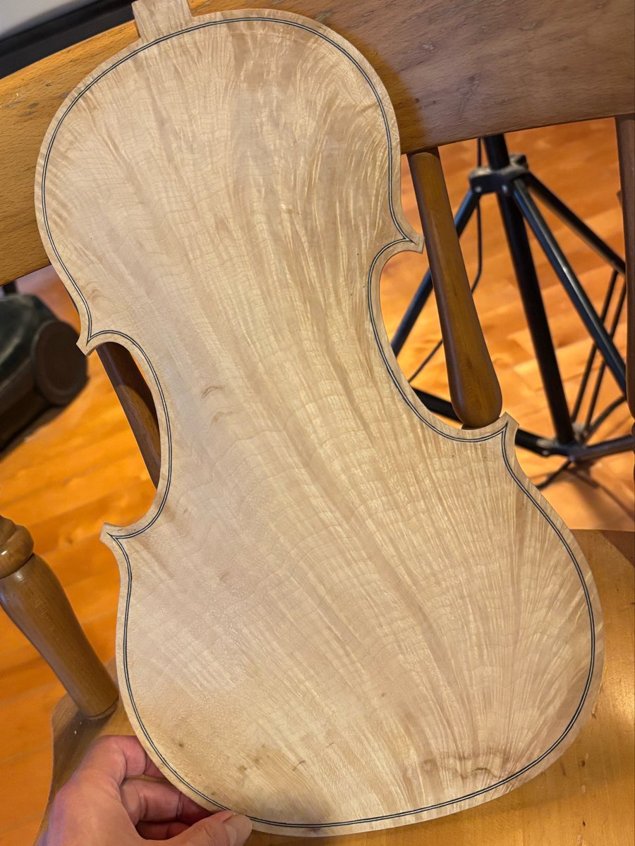 YurikoTys's tweet photo. 待ち遠しい🎻#バイオリン #山猫バイオリン #バイオリン初心者 https://t.co/nT1QAoGIkc