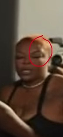 TeaGyally's tweet photo. @doIcemiIan @ZeusBaddiesTea Doing this while someone is ragging ur hair down - is the definition of HEAVY HITTER https://t.co/7F1KMbeRr8