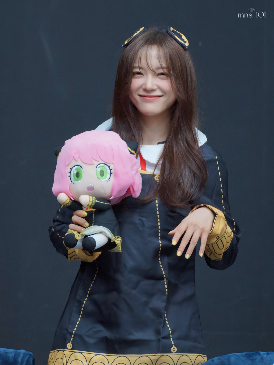 mns_1O1's tweet photo. 260627 #김세정 

アーニャの表情真似するセジョンちゃん可愛かったo(♡﹏♡)o 아냐 세정 포저~ 카와이이💗 https://t.co/RmwqrDIE9s