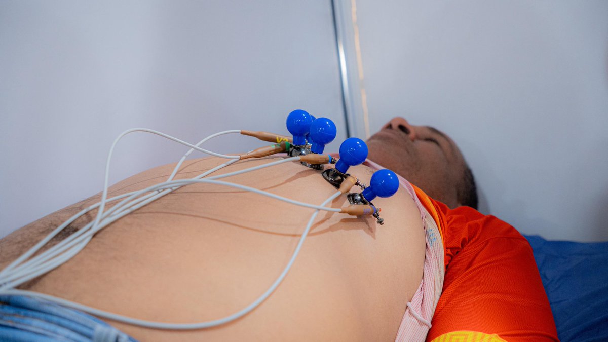 comfacesar's tweet photo. En Recrea tu Salud brindamos atención a más de 600 afiliados, con servicios como lentes, electrocardiogramas, ecografías, tamizajes mamarios y más 👩🏻‍⚕️.

Gracias a todos por participar de esta gran jornada familiar. https://t.co/jA0G3K6ner
