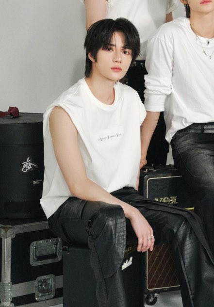 L0VELYBEOMIE's tweet photo. CHOI. BEOMGYU. 😵‍💫 https://t.co/b5N2UxfJpI