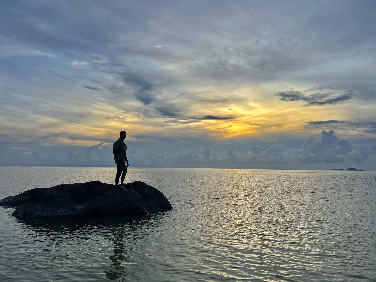 Anubhav2095's tweet photo. Seychelles 🇸🇨

A Paradise for Beach Lovers 🏖️

#seychelles #island #africa #mahe #praslin #ladigue #beach #tortoise https://t.co/qyhu3EEPGS