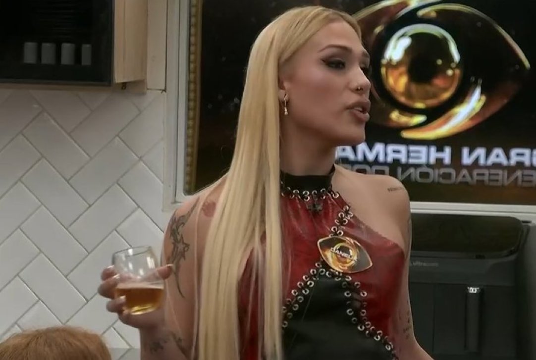 solzianation's tweet photo. cuando tamara ABANDONE Y vuelva ELLA

#GranHermanoGeneraciónDorada #Granhermano https://t.co/N5m6y06QHD