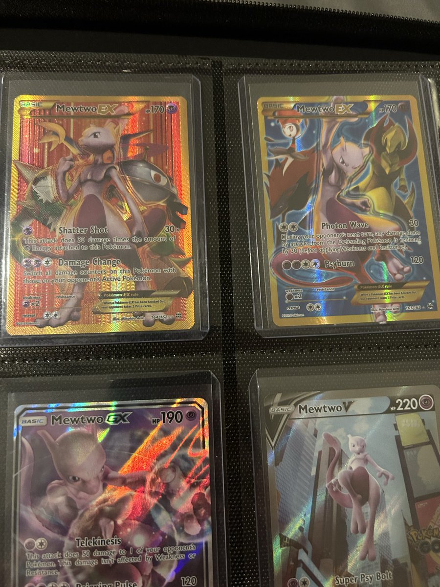 diormatt00's tweet photo. Picked up these beauties from a card show today! #pokemon #mewtwo https://t.co/qEJyzu5F64