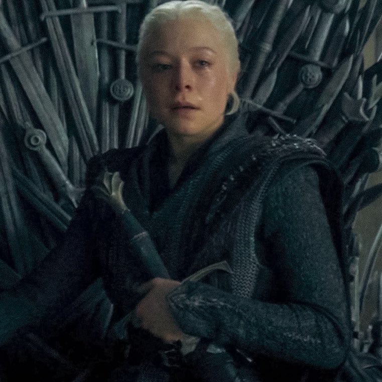 motherhaenyra's tweet photo. “The boys who clung to me, who hid their little faces in my skirts, dead, so that I may sit upon a throne of swords.”

“It’s a chair made of steel blades. Rhaenyra had wanted it all her life and had sacrificed two sons for it; She likely gripped the damn thing too tight.” https://t.co/y83N0Uepfr