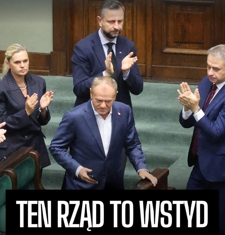 MichaD02721458's tweet photo. @RJedrysiak2001 @donaldtusk @Obywatelska_KO https://t.co/f7icOgioLt