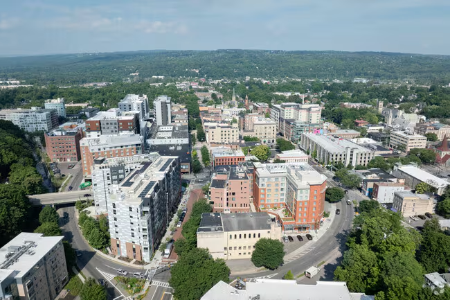 JCK_86's tweet photo. @tetrarosie Ithaca NY does pretty well for a city of 30k https://t.co/Z0Jz0PEOLG
