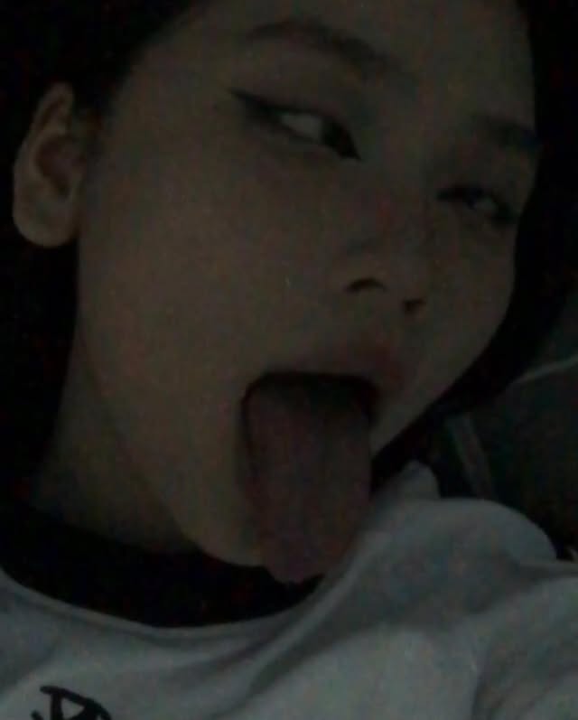 Analchild1's tweet photo. Dâm cô nương https://t.co/Ae35aKrwEW