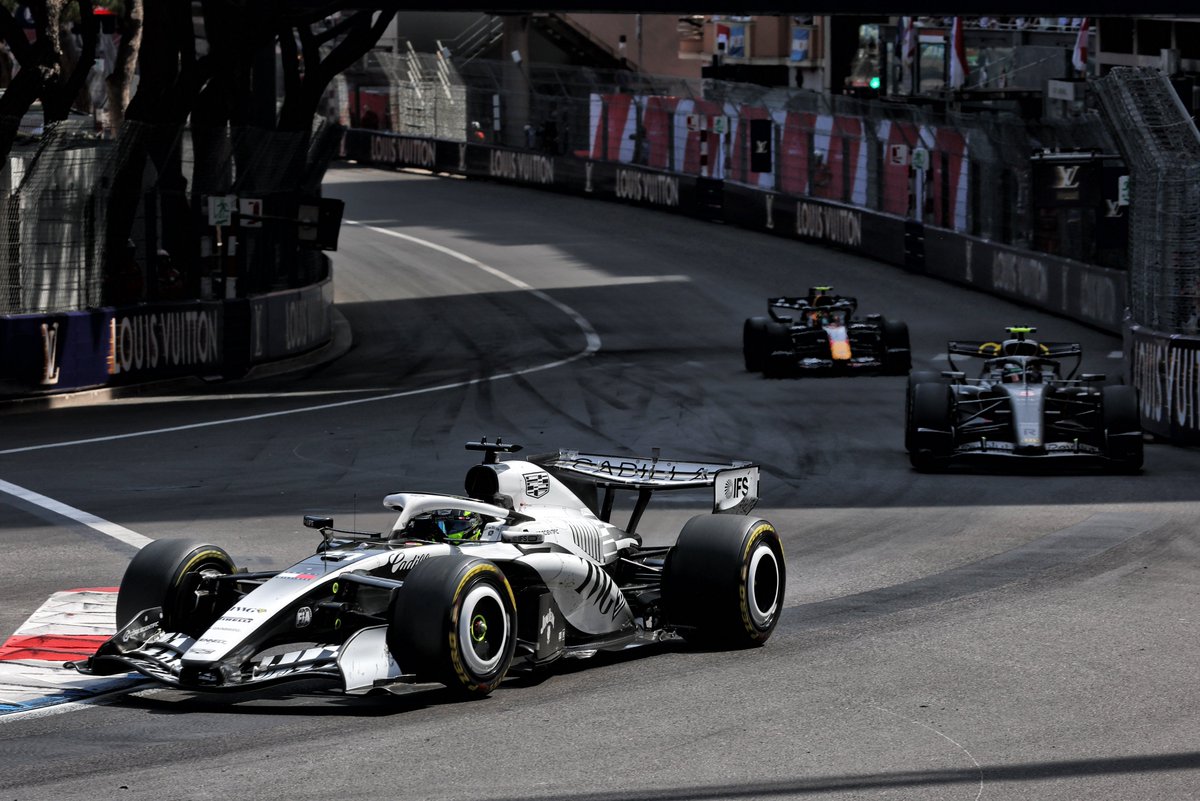 morning__core's tweet photo. Xで変な人に 「ちょっとF1に詳しいからって偉そうに喋るな」と絡まれたので 
「11チームのタイトルスポンサーも言えない人に言われたくないです」と返したら
「それぐらい出来る」 と言われたので
「凄いですね、キャデラックはタイトルスポンサーいないのに…」
と返したらブロックされました https://t.co/6IuntloA5N
