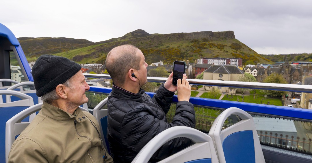 edinburghtour's tweet photo. Fall in love with our city with Edinburgh Bus Tours! 💖
Explore what makes Edinburgh so special and unlock 30+ exclusive discounts with your ticket! 🎟️
Plan your tour 👉 https://t.co/65BJi4Ffj3
#EdinburghBusTours #Edinburgh #ScottishTour #ExploreEdinburgh #DayOut https://t.co/uAPV0qs9PK