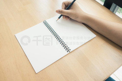 Trigis 会讲课好老帅是好教授 tweet media