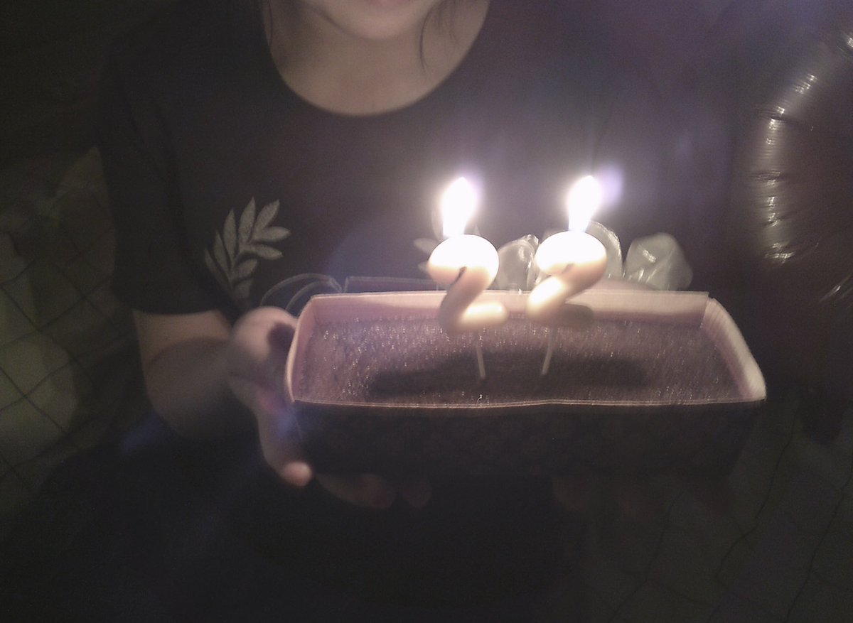 pumpkin_train29's tweet photo. もう22歳、全然子どもやのに https://t.co/yGpavuBaB5