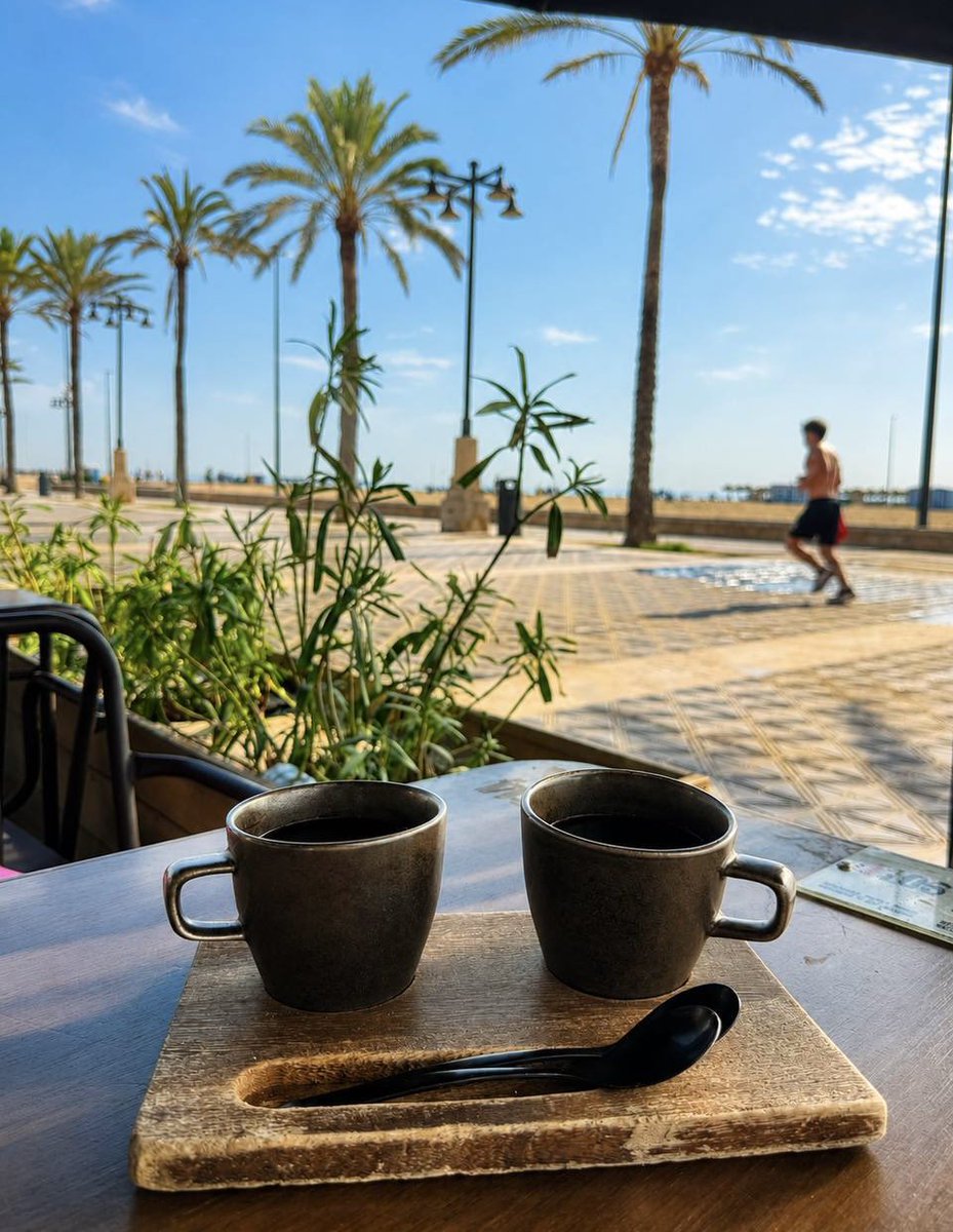 InvestSecrety's tweet photo. Honestly, I love Mondays like this.

5 km run, then sitting with coffee, palm trees in the background, someone jogging past and you think - this is the right way to start the week. No stress, no rush. Just you, movement and coffee after.

Noticed one thing: when you start Monday actively, the whole week feels different. More energy, more focus, more done. Works for training and for X.

If you want to start the week with results on X too, Twitter Upgrade community is open 👇