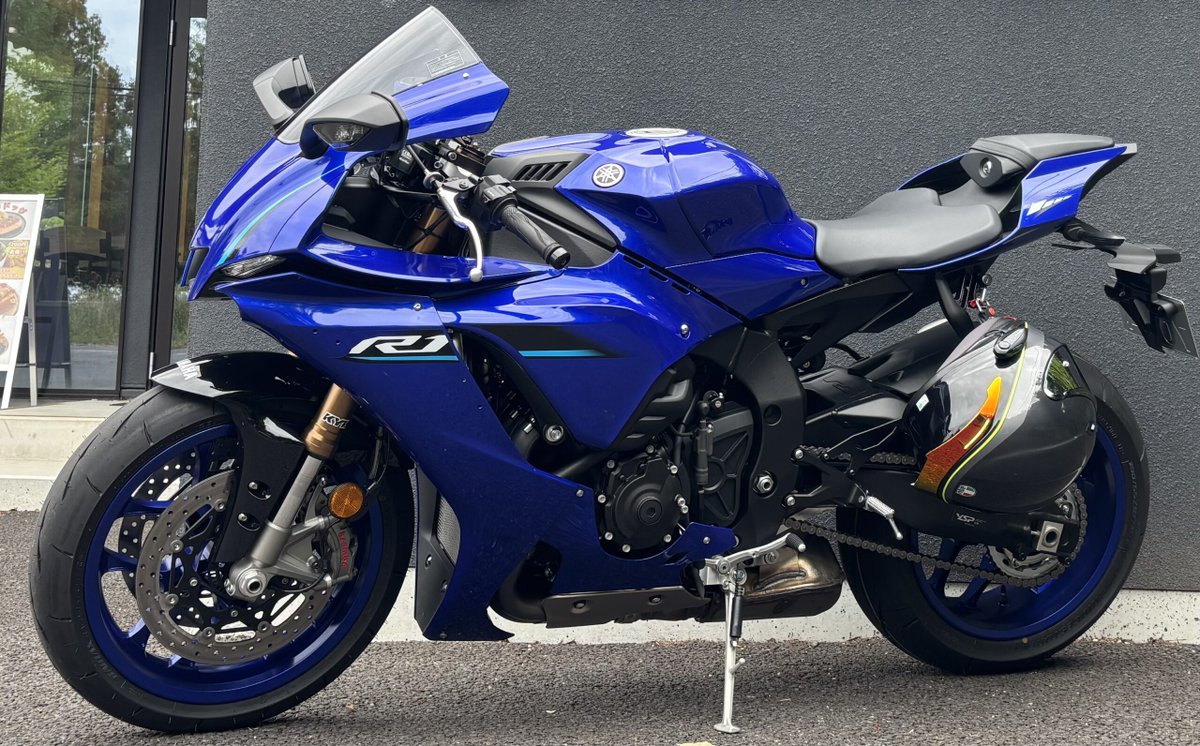 jidoushatounan's tweet photo. 【バイク盗難情報】千葉県松戸市緑ケ丘でヤマハ YZF-R1の盗難被害がありました！
近隣の方はご注意ください！

■車種：ヤマハ YZF-R1
■日時：2026年6月25日 19:00 〜 2026年6月26日 09:27
■被害場所：千葉県松戸市緑ケ丘2丁目 緑ケ丘サンハイツ バイク駐輪場
■ナンバー：松戸 あ 7044
■特徴：純正カーボンウィングレット取り外し済み、リザーバータンクにヤマハリストバンド、タンクパッド他多数特徴あり（詳細は下記リプ欄URL）

■オーナー（投稿主）：ずっと憧れていた名車と一生を共にすると決め新車で購入しました。 納車され1ヶ月も経たずに盗まれてしまいました。慣らし運転中で大切に乗っていました。非常に悔しい限りです。少しでもお力添えいただきたく思います。
■オーナー（投稿主）連絡先：（Instagram）@ cp4_dayo

詳細URLと拡散用動画はリプ欄です
#拡散希望 ご協力お願いします！