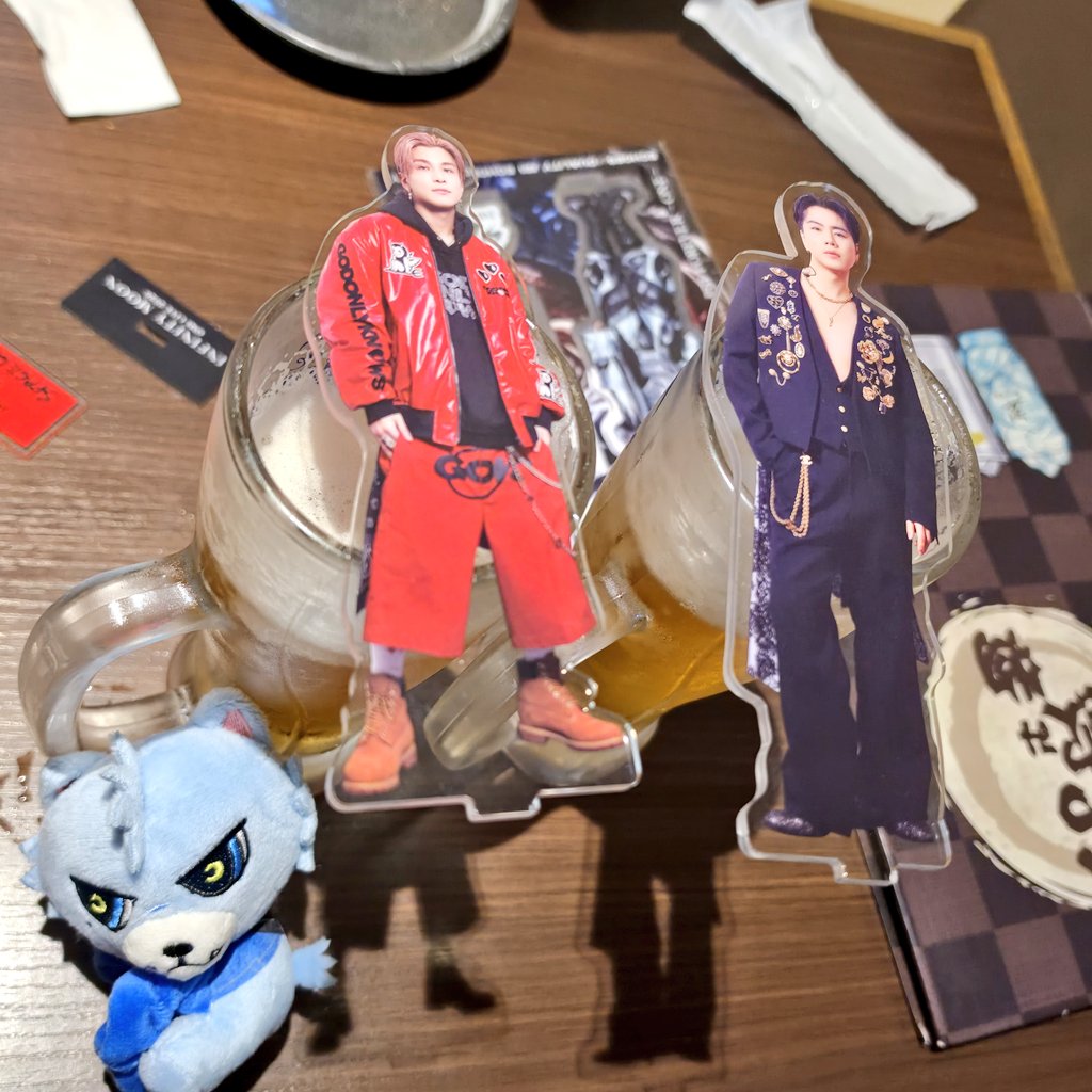 kaaa_14jsb's tweet photo. 食べて飲んでばっかりな遠征でした🌈LIVEもめちゃくちゃ笑ったし皆ともまた会えて楽しすぎた🤦‍♀️💙ほんといつもありがとうね🥲
ずっと脳内で、さぁ〜さぁ〜って山フェス開催されてんだけどどうにかして https://t.co/XuwaFYgiWm