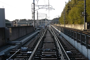kanto_mintetsu's tweet photo. 京成電鉄さん、成田空港高速鉄道さん、JR東日本、成田国際空港と連携し、2028年度上期供用開始を目指し、空港第2ビル駅の混雑緩和に向けた改修を実施します。
https://t.co/UuI96x9OcA
成田空港の更なる機能強化に取り組みます。 https://t.co/Bv6pqNCTYL
