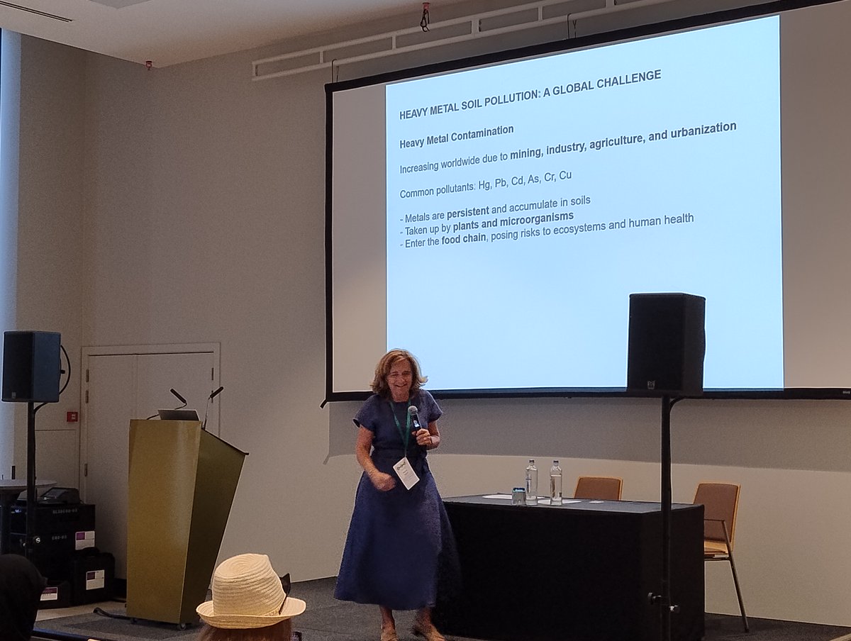 EFBiotechnology's tweet photo. ๐ด Monday morning at #ECB2026 featured 4 on antibody medicines, #phytoremediation, systems #biology, and plant drought tolerance:
๐งฌ Stefan Schmidt, #Evitria
๐ฑ Helena Freitas, @UnivdeCoimbra
๐ฆ Isabel Rocha, @itqbnova
๐พ @BalazadehSalma, @uniGoettingen
#Biotechnology https://t.co/b1zXZR3m9P