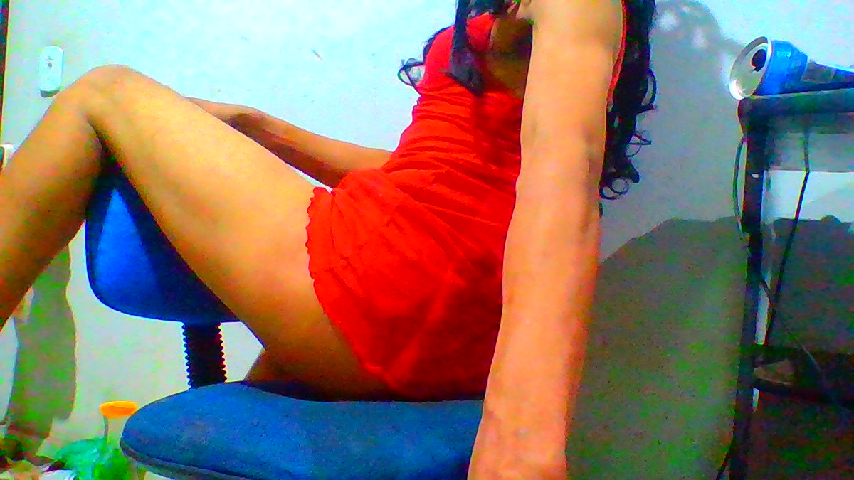 Dmeno1416211's tweet photo. #cdznha #novinha #noia #fumando #pedra de #crack no #conssolo #usando #lingerie https://t.co/1IETQ56fts