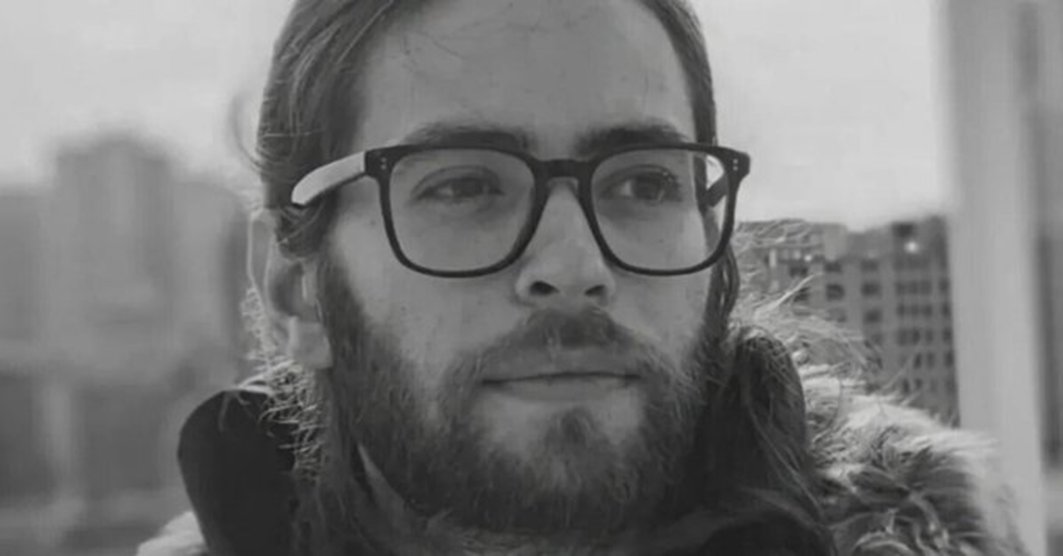 EmbaMexFra's tweet photo. La Embajada de México en Francia lamenta el sensible deceso de Luis de la Rosa, virtuoso animador digital, acaecido en Francia el 24 de junio pasado, en Annecy y reitera sus condolencias. La Sección Consular continúa apoyando a la familia en este difícil momento. Descanse en paz. https://t.co/OkGLXCpvgc
