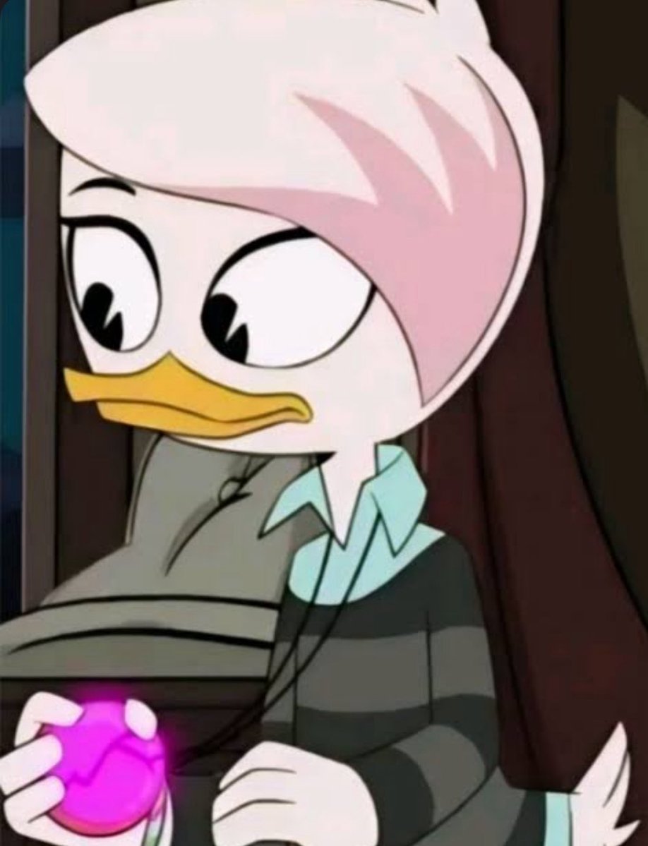 SUICIDEB0YSfan5's tweet photo. Post 2 female characters that you love https://t.co/swFhjQQqEq