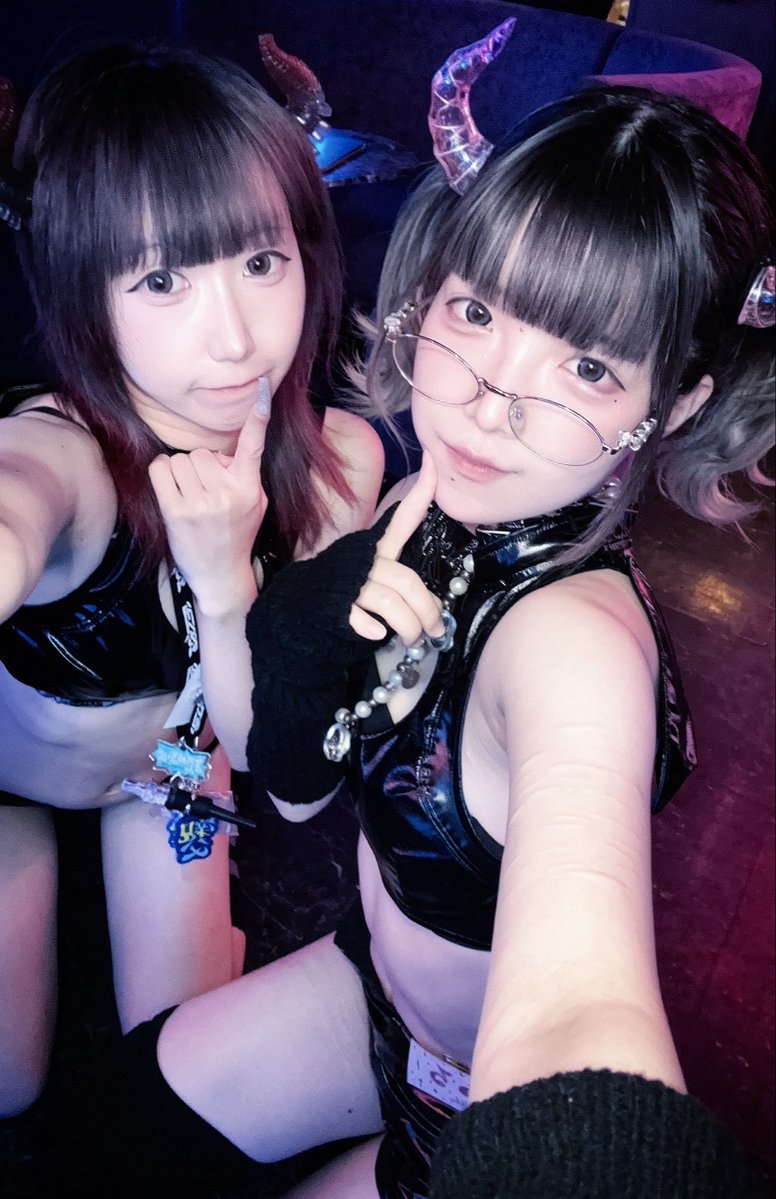 ill_viper's tweet photo. うっふーん♡サキュバスおよーん♡およーん♡ https://t.co/QpKSdF58RA