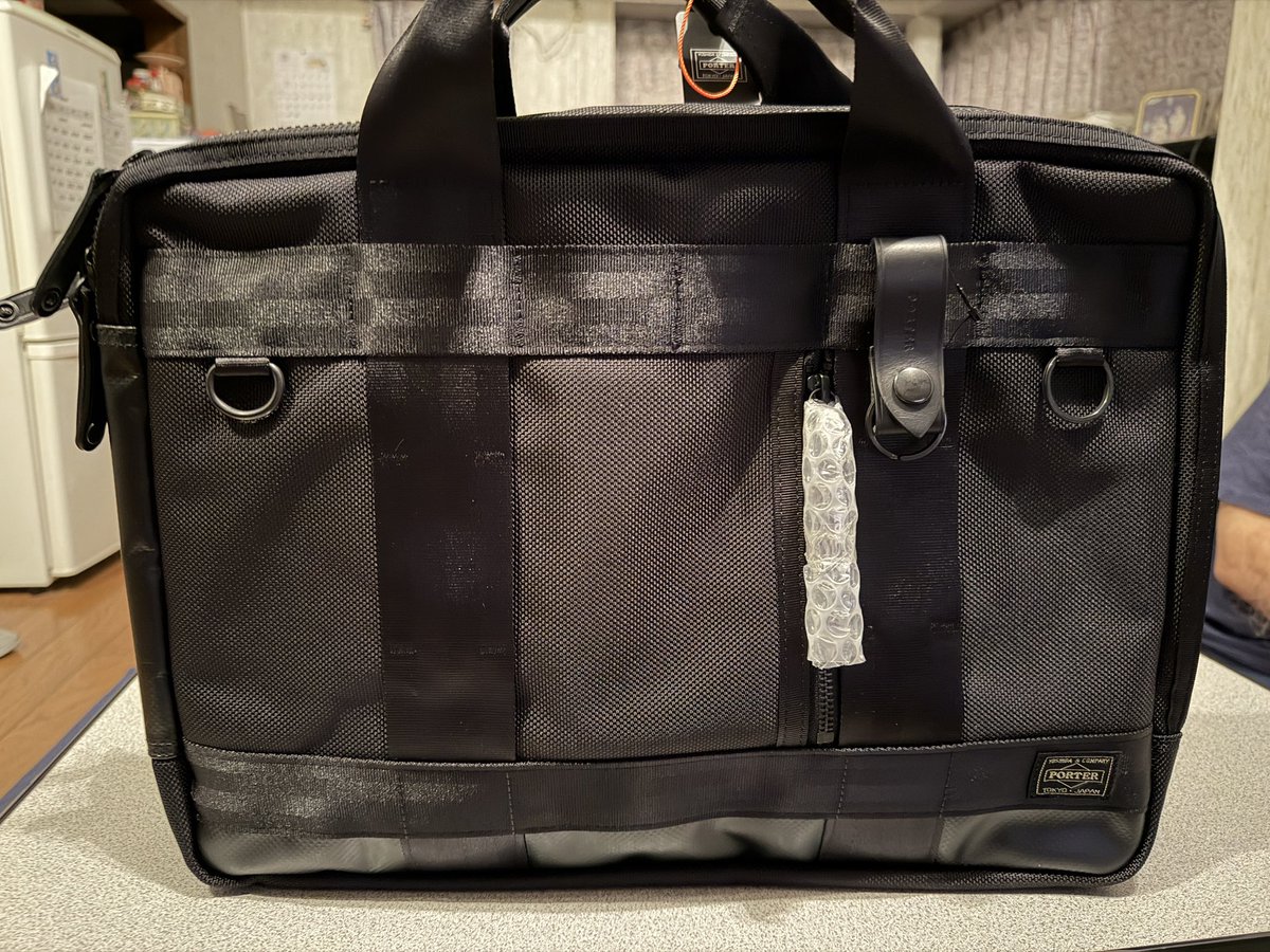 samanosukev2's tweet photo. 日本帰って空港から直行で、買い物‼️
高いけど、アメリカのカードを使ってドルで請求されるとアメリカ物価の感覚になり安く感じる✨
いい買い物した👍 https://t.co/BUIc41DTFw