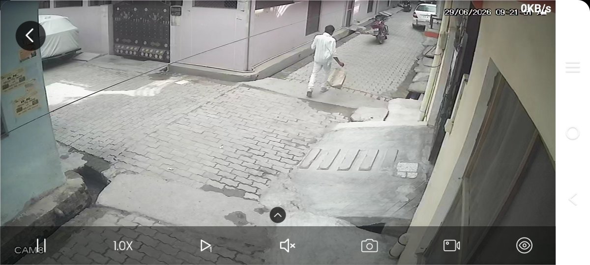 upcybercop's tweet photo. Dear sir Informed to you that your delivery partner Anil is not providing blink it bag in my order. I have share some video and picture it's proof. Thank you
@blinkitcares https://t.co/9CZItTIrtP