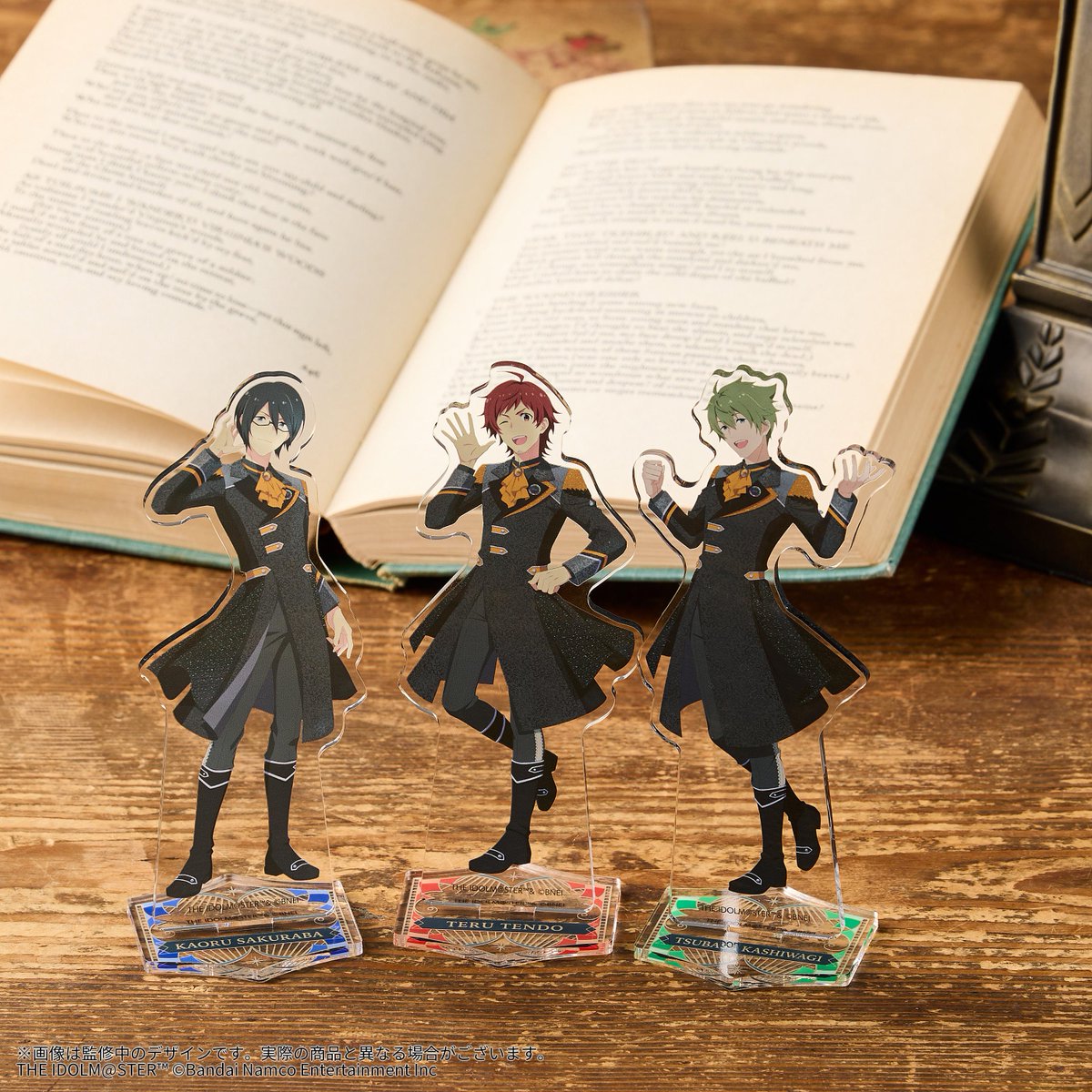 SideM_official's tweet photo. 【グッズ情報】
／
#SideM11th
🛍イベント公式グッズ販売中🛍
＼

🌟アクリルスタンドのサンプルをご紹介！
台座はイベントロゴをモチーフをしたデザインになっています！✨
ぜひユニットで揃えて飾ってくださいね！💪

グッズ特設サイトはこちら！
➡https://t.co/rY7f54BFBQ

#SideM https://t.co/ZrBccSiLyX