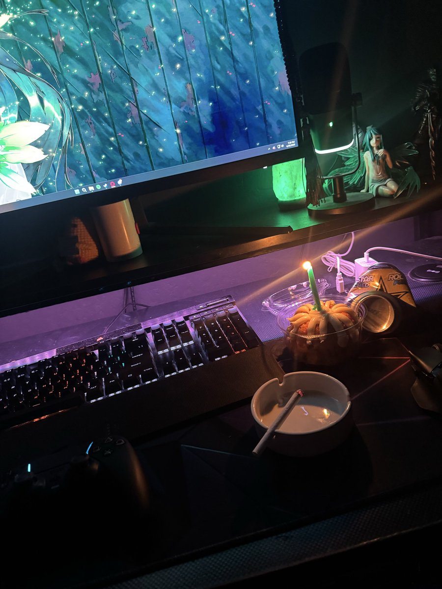 FishNipples tweet media