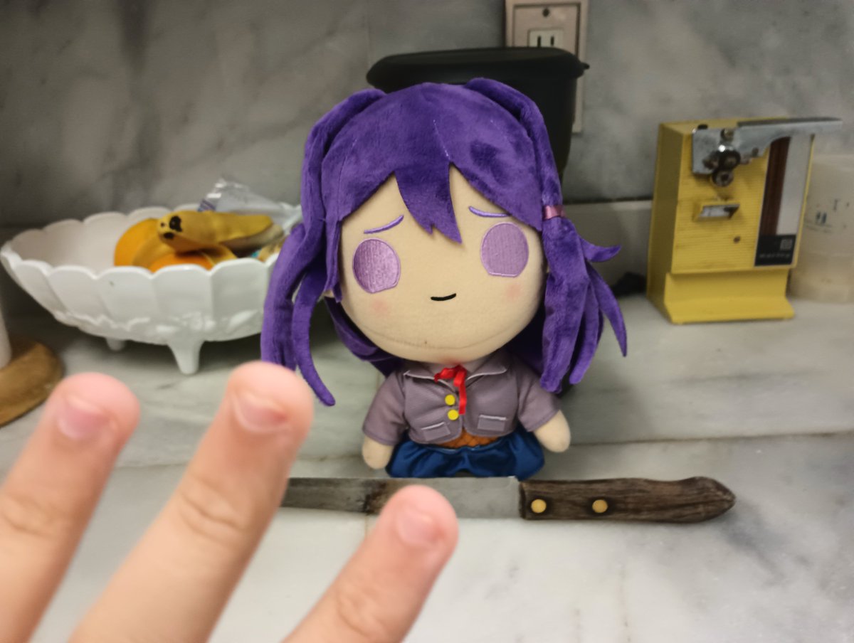 Yuri tweet media