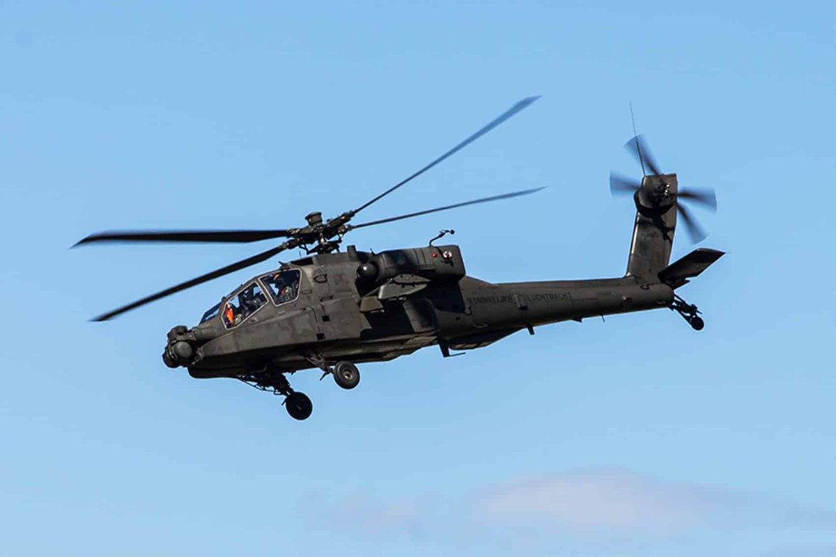 warsurv's tweet photo. AH-64 Apache: The Ultimate Flying Nightmare! 🇺🇸

This beast tears through the skies with twin T700 engines, 4,000 horsepower, and devastating firepower. From its 30mm chain gun raining hell to a full load of missiles the Apache is built to dominate any battlefield.

56 feet of pure destruction. 365 km range. 

U.S. Army’s deadliest hunter. 🔥

What a machine! 🇺🇸