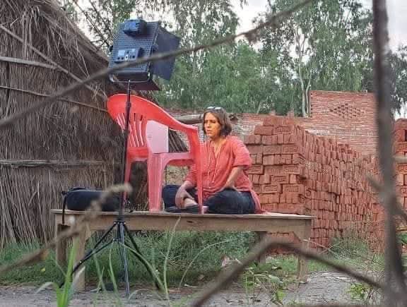 janardanspeaks's tweet photo. कांग्रेस के जमाने में देश मे कैबिनेट मंत्री कौन होगा यह तय करने वाली और प्रधानमंत्री के साथ सरकारी जहाज में पूरा दुनिया घूमने वाली मैडम बरखा दत्त का हालत देखिए। 

क्या से क्या हो गयी है ।🤔🤔 https://t.co/T53MfUGdBT