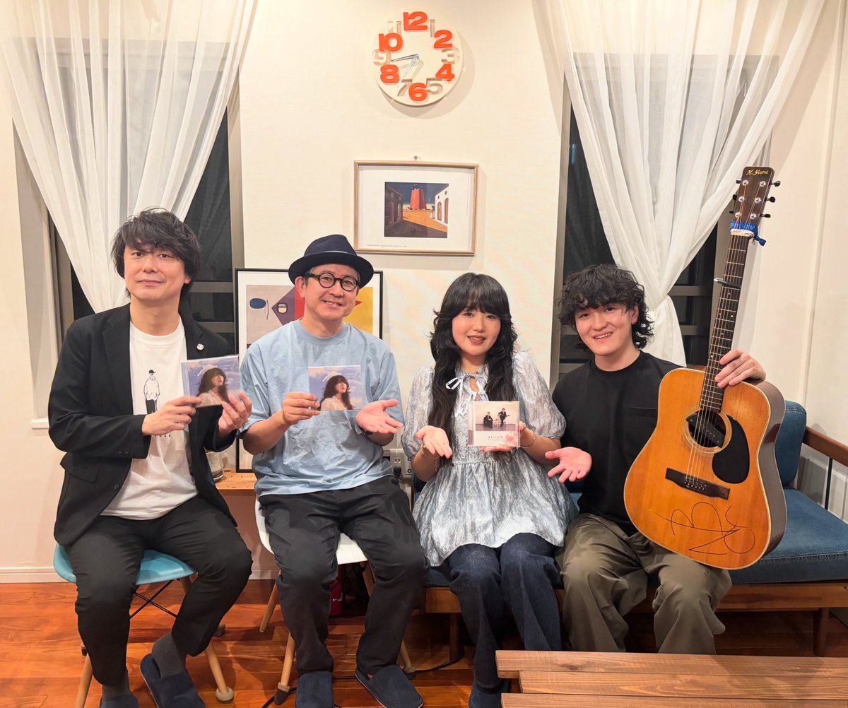 TheBookmarcs's tweet photo. note更新しました🗒️
6/23.28のThe Bookmarcs Radio Marine Café（ #マリンFM ）まとめです📻

1曲目におかけしたデカパンチョさんのご紹介も✨

明日（6/30）の #ブクラジ は、兄妹で活動するSNS発・次世代シンガーソングライターの楓さん、そして遼さんをゲストにお迎えします✨

6/17にミオベル・レコードからCDリリースされた『Daydreamer』を特集。唯一無二のシルキーヴォイスが各方面で話題の楓さん✨その音楽とお二人の魅力に迫る30分です。なんとスタジオ生ライブも披露していただきます！

レディモで全��聴取可能📻
是非聴いてくださいね☺️（近）

https://t.co/ig8Ws1FNme