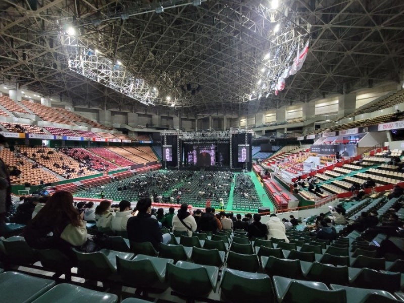 byeol_ice's tweet photo. BLOOD SAGA in 부산

📍 부산 사직실내체육관 
- 수용 인원: 약 14,000명 (총 14,099석) https://t.co/wQInKRj3xn