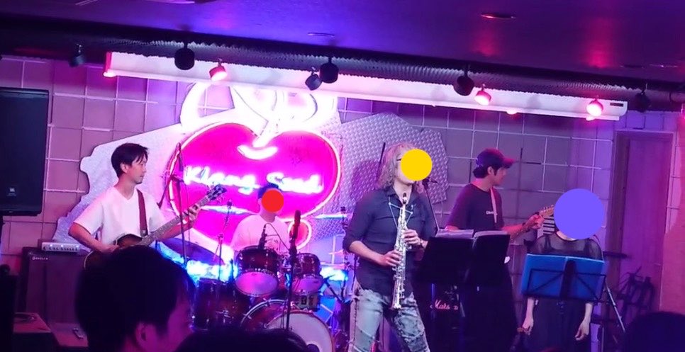 aheheff's tweet photo. おととい社内バンド本番終了、これでひとつ肩の荷が降りた https://t.co/fQCGtsfoh4