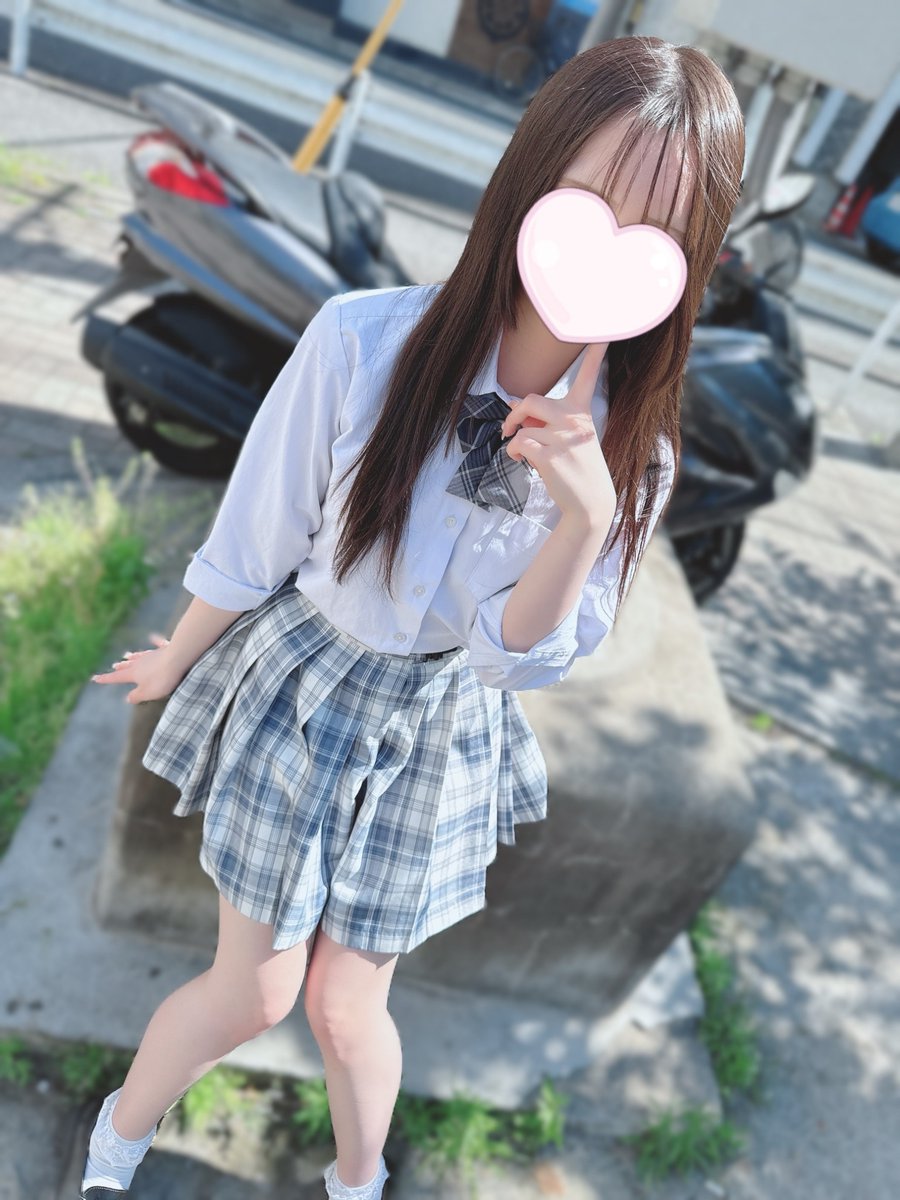 IndependentRG's tweet photo. 300人超えてるー！！！
いつもひまわりのこと見てくれてありがとう🌻💛
この後いるから一緒に過ごそー！！！！ https://t.co/lb0FgWx4VA