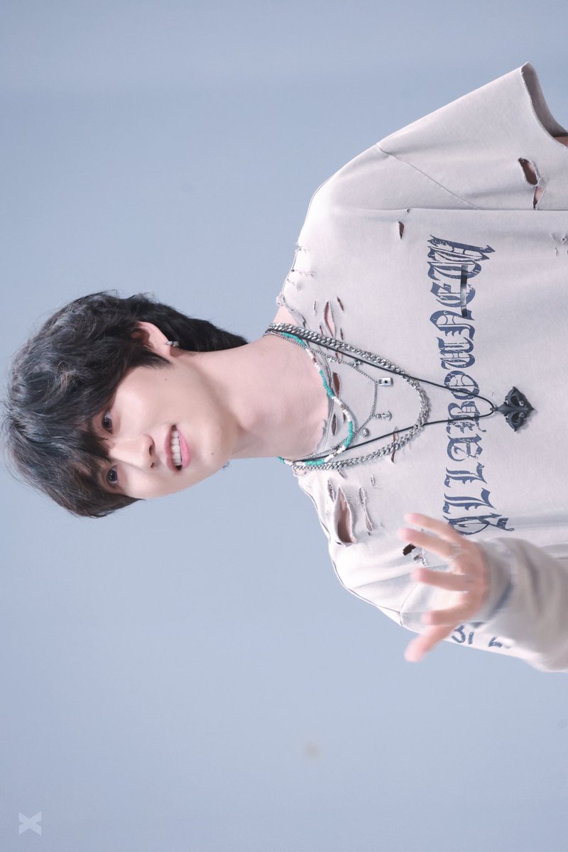 luv2tooo3's tweet photo. 260612

#EPEX #이펙스 #YEWANG #예왕 https://t.co/ddposBANNd