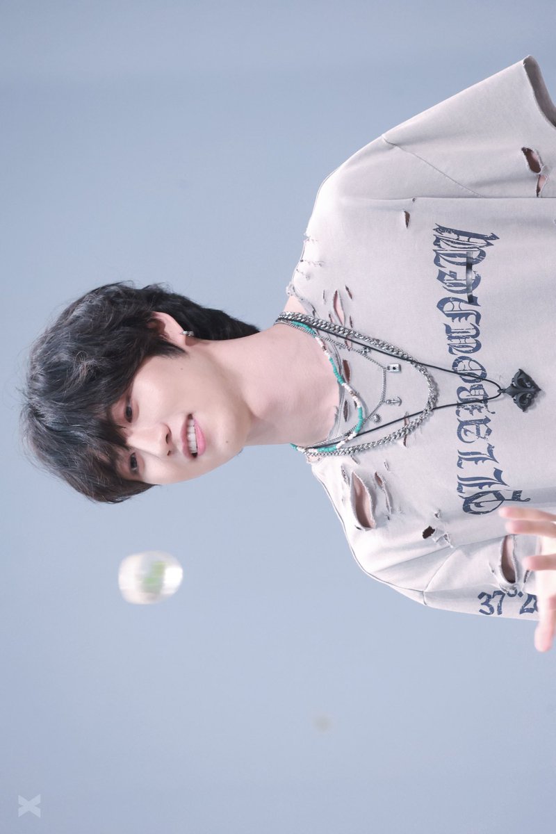 luv2tooo3's tweet photo. 260612

#EPEX #이펙스 #YEWANG #예왕 https://t.co/ddposBANNd