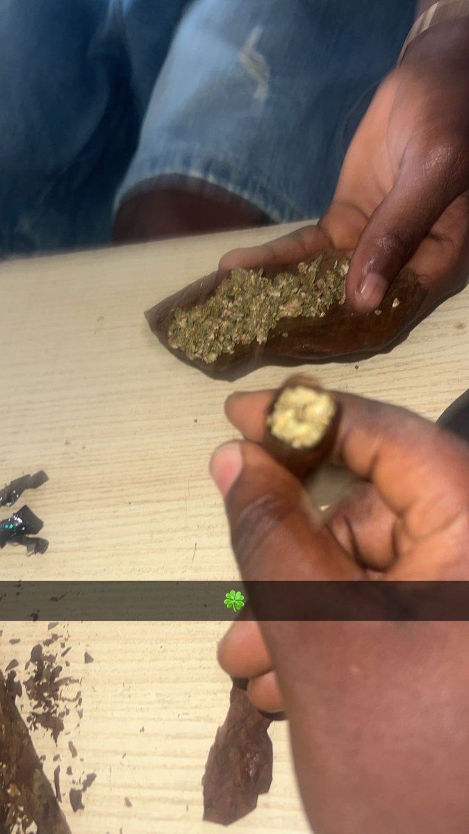kelvin_blvck741's tweet photo. Good morning my pipo first to wake and bake 🍃🥹🥹 https://t.co/0agdBWOzRS